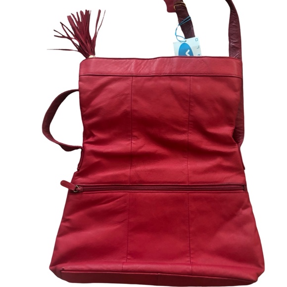 NWT  Deadstock 1990's Read Leather Foldable Shoulder Bag with fringe Tassle - Picture 3 of 10